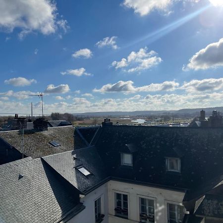 Le Loft Du Homard Bleu : Entre Ciel Et Mer Honfleur Exterior foto