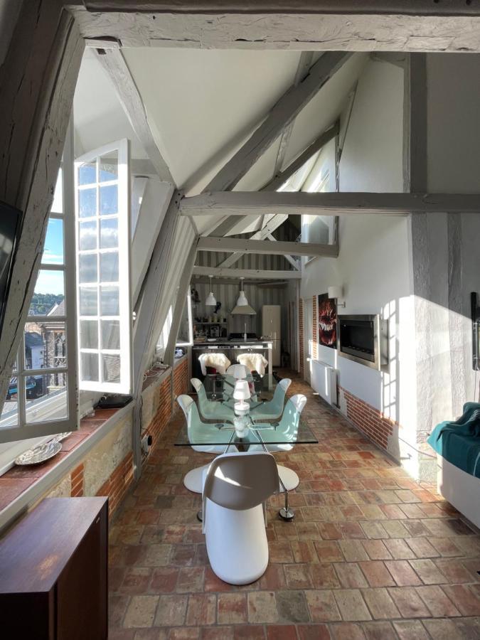 Le Loft Du Homard Bleu : Entre Ciel Et Mer Honfleur Exterior foto