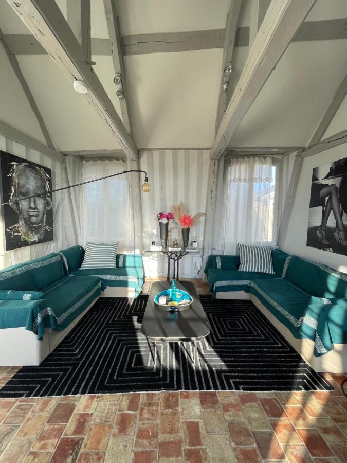 Le Loft Du Homard Bleu : Entre Ciel Et Mer Honfleur Exterior foto